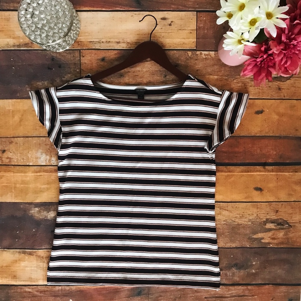 ‼️💥Cute Ann Taylor top! Sz M